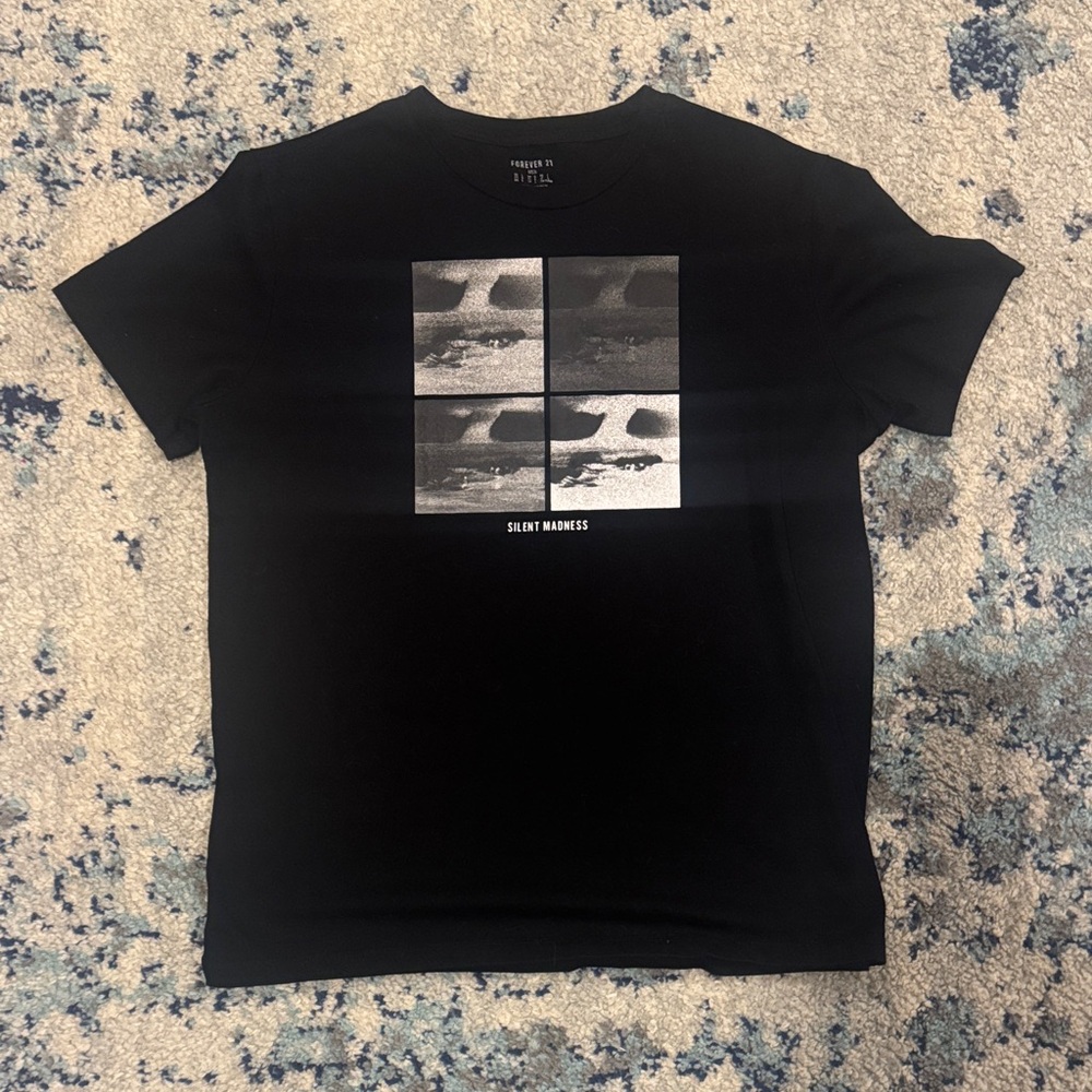 Forever 21 Black Graphic Tee